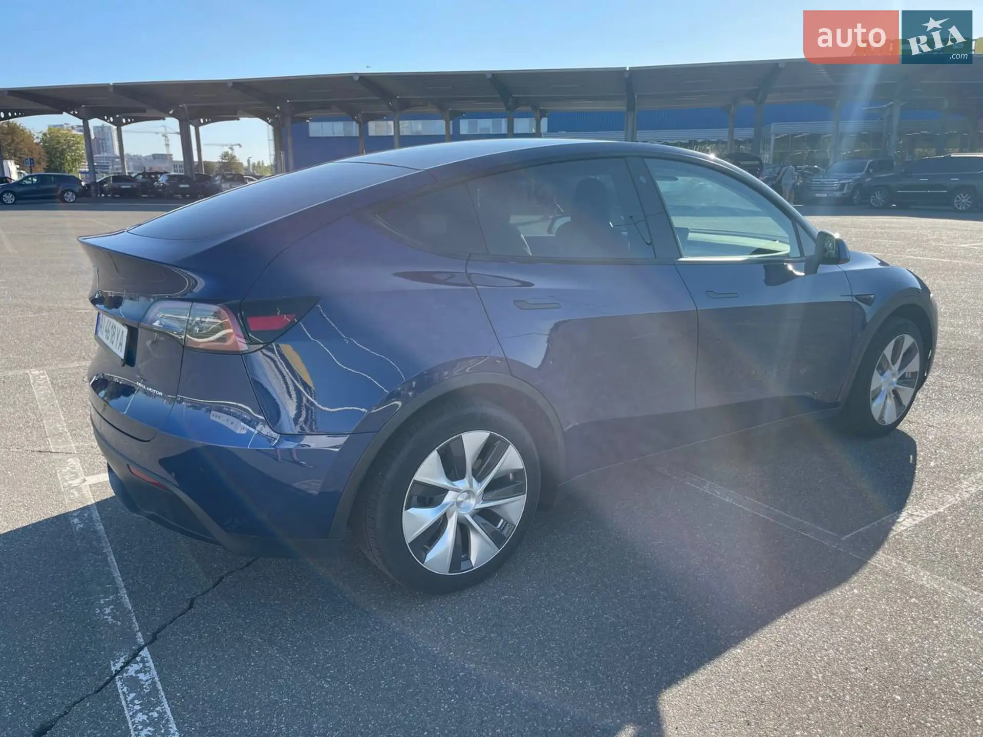 2021 Tesla Model Y - мініатюра 8