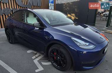 Позашляховик / Кросовер Tesla Model Y 2021 в 