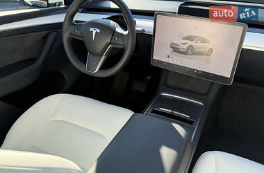 Позашляховик / Кросовер Tesla Model Y 2022 в 
