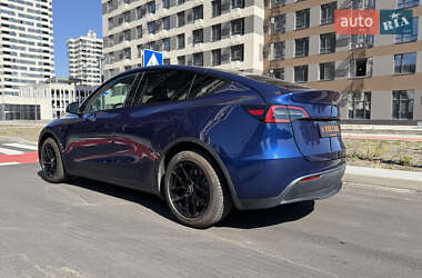 Внедорожник / Кроссовер Tesla Model Y 2023 в 