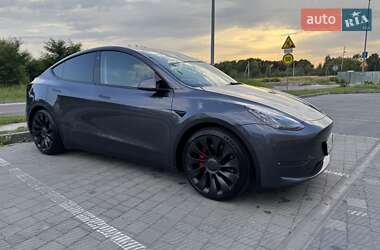 Tesla Model Y 2022