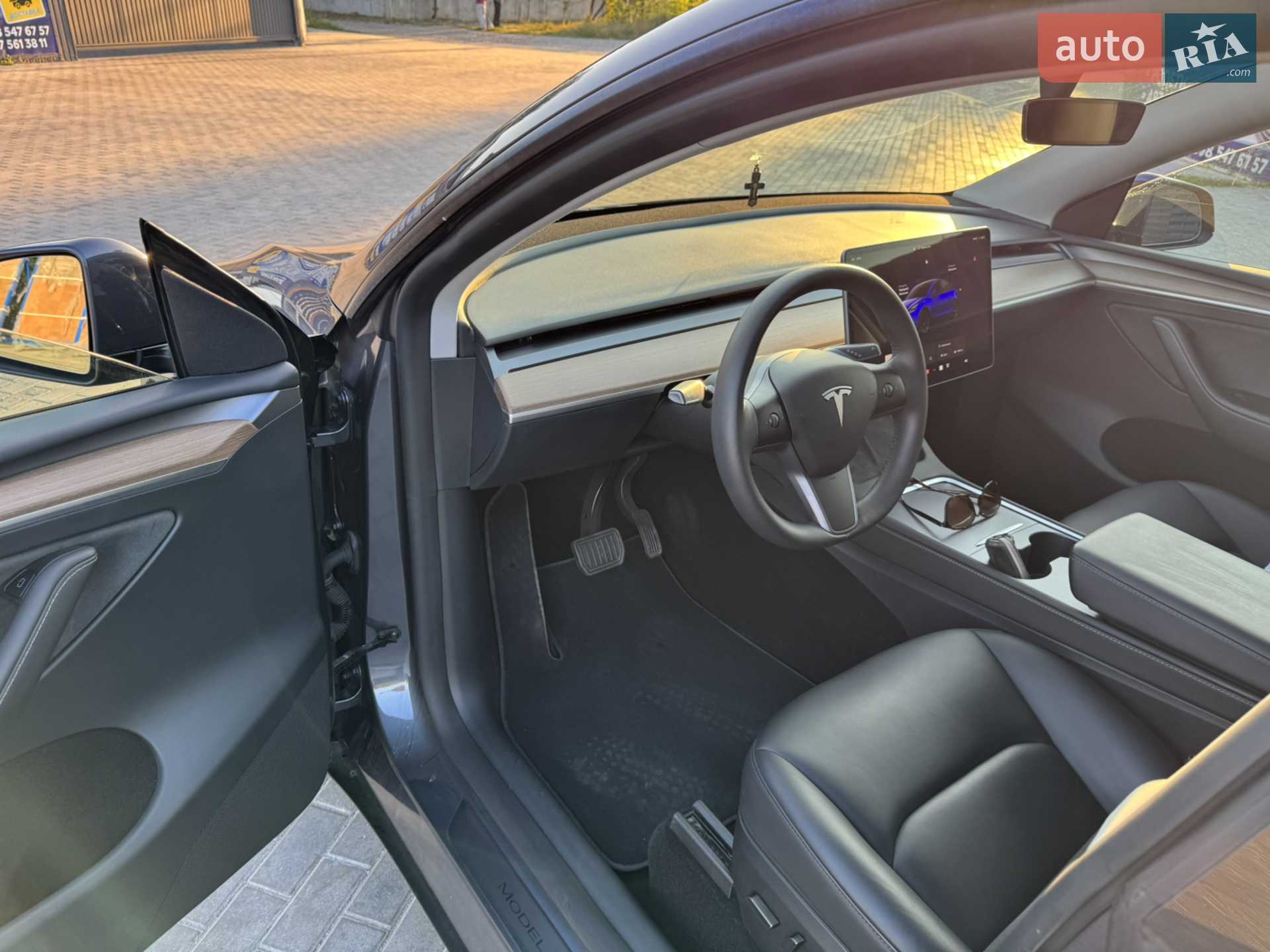 2023 Tesla Model Y - мініатюра 15