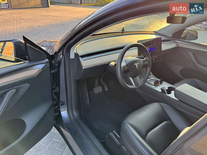 Внедорожник / Кроссовер Tesla Model Y 2023 в Днепре