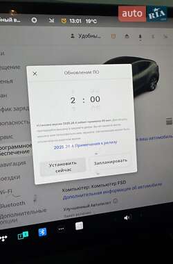 Внедорожник / Кроссовер Tesla Model Y 2024 в 