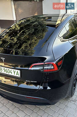 Внедорожник / Кроссовер Tesla Model Y 2022 в 