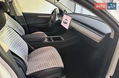 Позашляховик / Кросовер Tesla Model Y 2022 в 