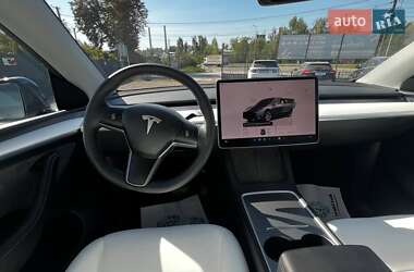 Внедорожник / Кроссовер Tesla Model Y 2023 в 