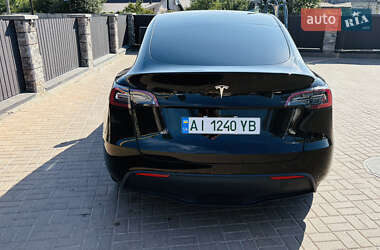 Позашляховик / Кросовер Tesla Model Y 2024 в 