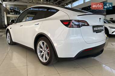 Позашляховик / Кросовер Tesla Model Y 2021 в 