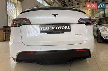 Позашляховик / Кросовер Tesla Model Y 2021 в 