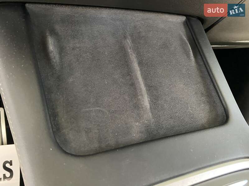 Внедорожник / Кроссовер Tesla Model Y 2021 в Одессе фото 34 Внедорожник / Кроссовер Tesla Model Y 2021 в Одессе