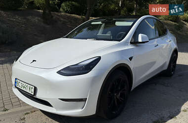 Внедорожник / Кроссовер Tesla Model Y 2024 в 