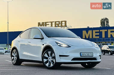 Внедорожник / Кроссовер Tesla Model Y 2024 в 