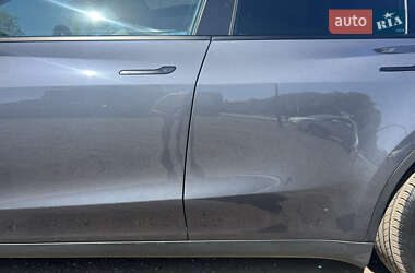 Внедорожник / Кроссовер Tesla Model Y 2023 в 