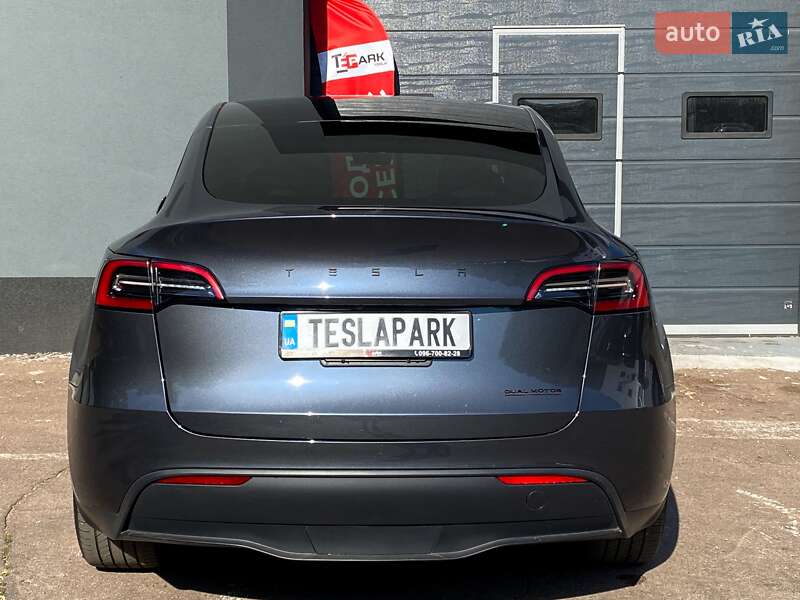 Позашляховик / Кросовер Tesla Model Y 2023 в Києві