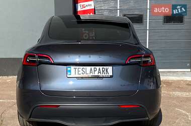 Позашляховик / Кросовер Tesla Model Y 2023 в 