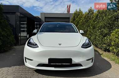 Tesla Model Y 2020