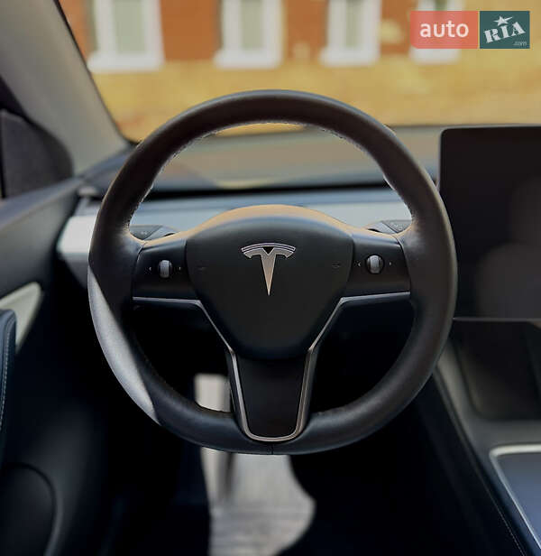 Позашляховик / Кросовер Tesla Model Y 2021 в Білій Церкві