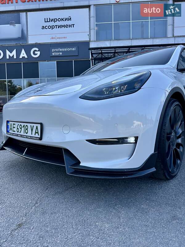 Позашляховик / Кросовер Tesla Model Y 2022 в Дніпрі