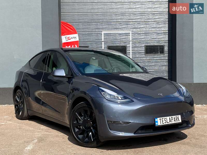 Tesla Model Y 2022