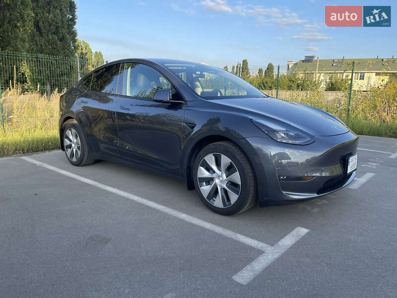Позашляховик / Кросовер Tesla Model Y 2022 в Києві