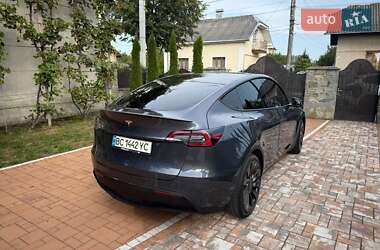 Внедорожник / Кроссовер Tesla Model Y 2021 в 