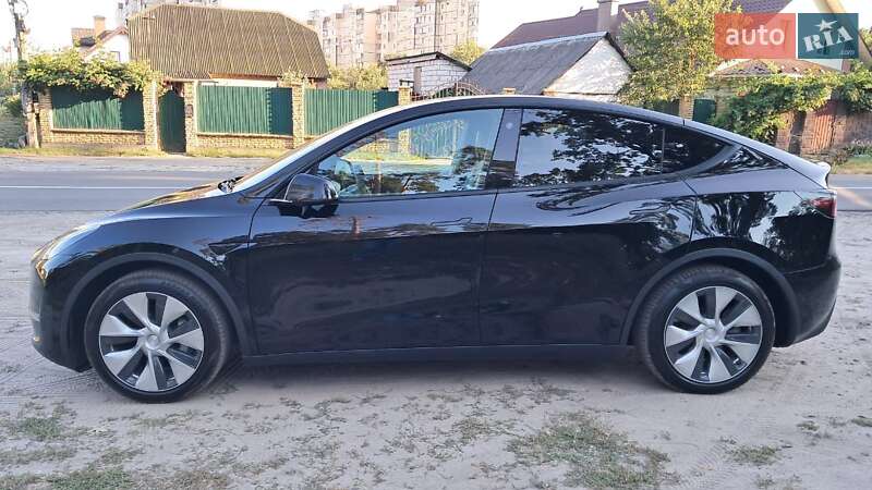 Позашляховик / Кросовер Tesla Model Y 2021 в Києві