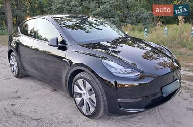 Tesla Model Y 2021