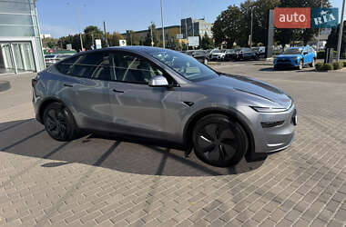 Tesla Model Y 2025 Tesla Model Y 2025