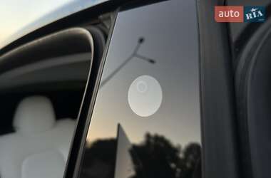 Внедорожник / Кроссовер Tesla Model Y 2022 в 