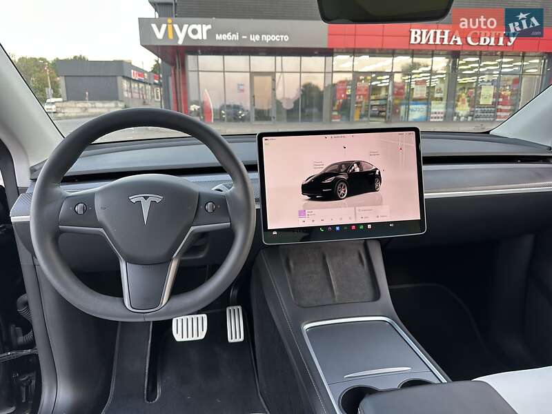 Позашляховик / Кросовер Tesla Model Y 2022 в Кам'янському