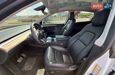 Внедорожник / Кроссовер Tesla Model Y 2022 в 