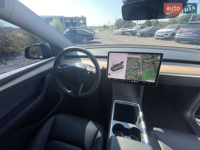 Позашляховик / Кросовер Tesla Model Y 2024 в Львові