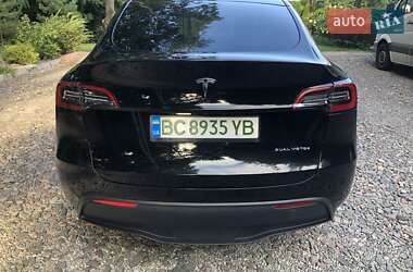 Внедорожник / Кроссовер Tesla Model Y 2023 в Львове