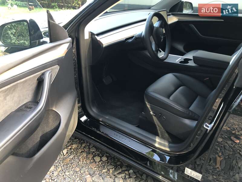 Внедорожник / Кроссовер Tesla Model Y 2023 в Львове фото 8 Внедорожник / Кроссовер Tesla Model Y 2023 в Львове