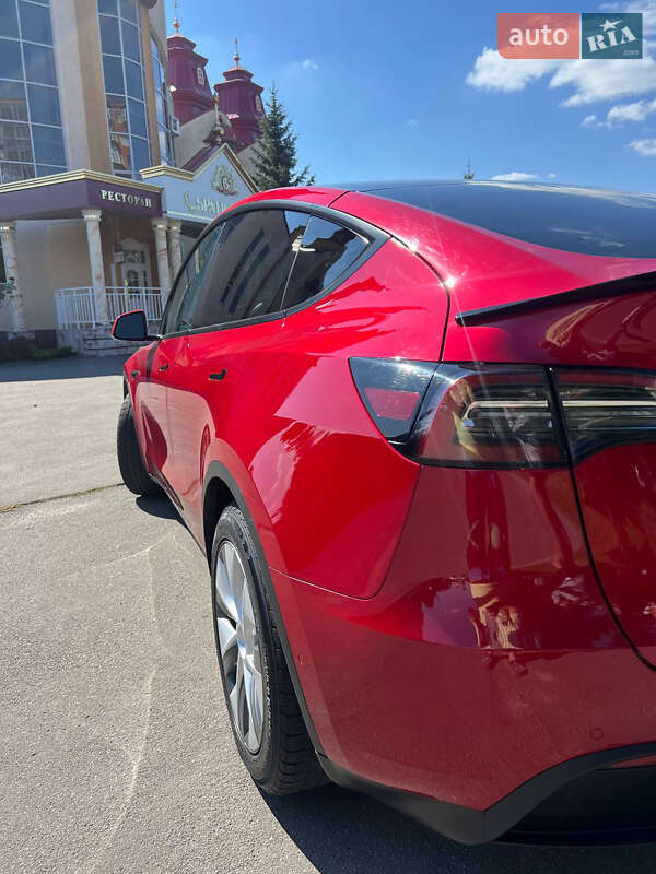Внедорожник / Кроссовер Tesla Model Y 2021 в Тернополе