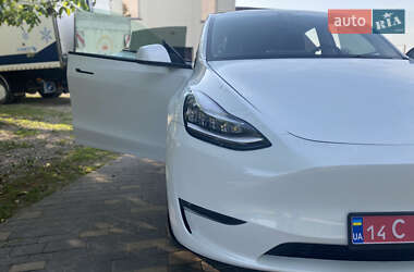 Внедорожник / Кроссовер Tesla Model Y 2022 в 