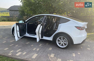 Внедорожник / Кроссовер Tesla Model Y 2022 в 