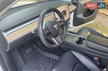Внедорожник / Кроссовер Tesla Model Y 2022 в 