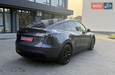Позашляховик / Кросовер Tesla Model Y 2023 в 