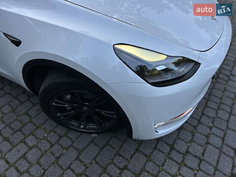 Внедорожник / Кроссовер Tesla Model Y 2022 в Львове