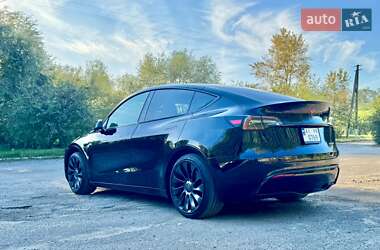 Внедорожник / Кроссовер Tesla Model Y 2024 в 