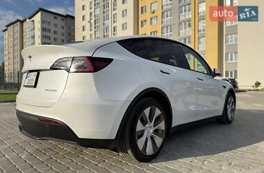 Внедорожник / Кроссовер Tesla Model Y 2021 в 