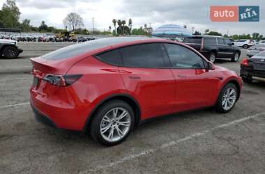 Внедорожник / Кроссовер Tesla Model Y 2022 в 