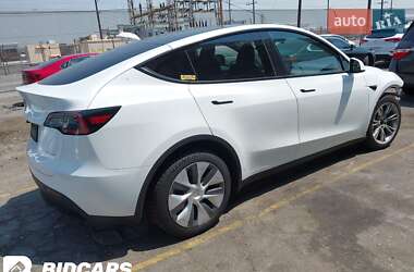 Позашляховик / Кросовер Tesla Model Y 2023 в 
