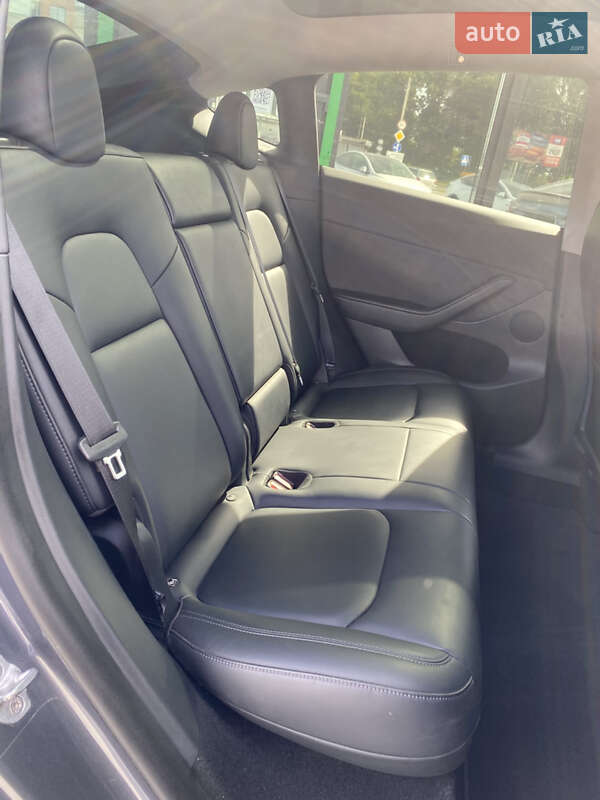 Внедорожник / Кроссовер Tesla Model Y 2023 в Киеве фото 35 Внедорожник / Кроссовер Tesla Model Y 2023 в Киеве