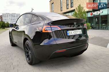 Позашляховик / Кросовер Tesla Model Y 2022 в 