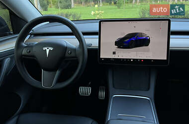 Внедорожник / Кроссовер Tesla Model Y 2022 в 