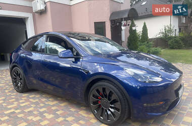 Внедорожник / Кроссовер Tesla Model Y 2022 в 