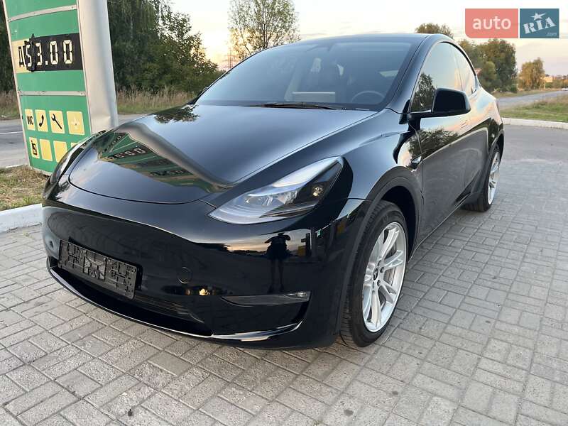 Позашляховик / Кросовер Tesla Model Y 2023 в Києві фото 8 Позашляховик / Кросовер Tesla Model Y 2023 в Києві